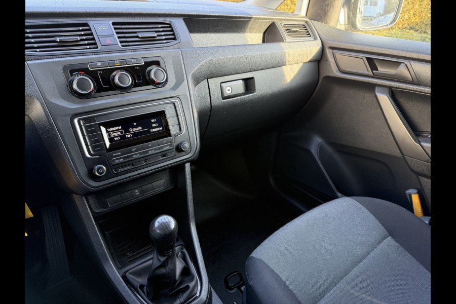 Volkswagen Caddy 2.0 TDI / L1H1 / 1e EIG. / AIRCO / CRUISE / TREKHAAK / 57.272 km! / ZEER NETJES!