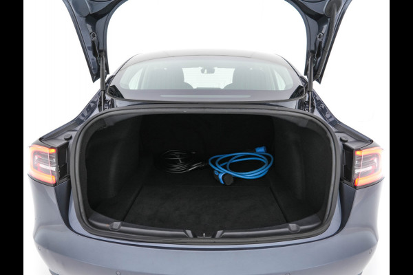 Tesla Model 3 Standard RWD Plus 60 kWh [ 3-Fase ] {SOH-88%} (INCL-BTW) Aut. *PANO | AUTO-PILOT | LEATHER | KEYLESS | FULL-LED | MEMORY-PACK | SURROUND-VIEW | DAB | CARPLAY | DIGI-COCKPIT | LANE-ASSIST | COMFORT-SEATS | 18"ALU*