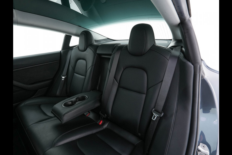 Tesla Model 3 Standard RWD Plus 60 kWh [ 3-Fase ] {SOH-88%} (INCL-BTW) Aut. *PANO | AUTO-PILOT | LEATHER | KEYLESS | FULL-LED | MEMORY-PACK | SURROUND-VIEW | DAB | CARPLAY | DIGI-COCKPIT | LANE-ASSIST | COMFORT-SEATS | 18"ALU*