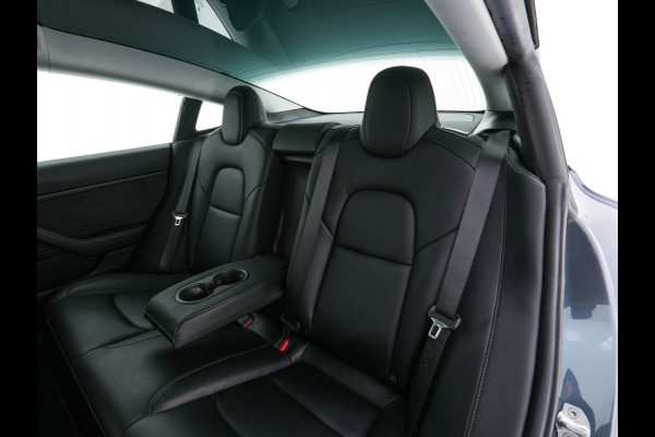 Tesla Model 3 Standard RWD Plus 60 kWh [ 3-Fase ] {SOH-88%} (INCL-BTW) Aut. *PANO | AUTO-PILOT | LEATHER | KEYLESS | FULL-LED | MEMORY-PACK | SURROUND-VIEW | DAB | CARPLAY | DIGI-COCKPIT | LANE-ASSIST | COMFORT-SEATS | 18"ALU*