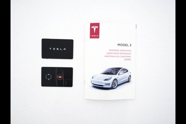 Tesla Model 3 Standard RWD Plus 60 kWh [ 3-Fase ] {SOH-88%} (INCL-BTW) Aut. *PANO | AUTO-PILOT | LEATHER | KEYLESS | FULL-LED | MEMORY-PACK | SURROUND-VIEW | DAB | CARPLAY | DIGI-COCKPIT | LANE-ASSIST | COMFORT-SEATS | 18"ALU*