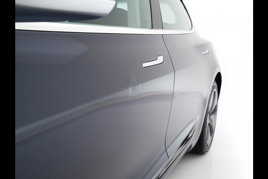 Tesla Model 3 Standard RWD Plus 60 kWh [ 3-Fase ] {SOH-88%} (INCL-BTW) Aut. *PANO | AUTO-PILOT | LEATHER | KEYLESS | FULL-LED | MEMORY-PACK | SURROUND-VIEW | DAB | CARPLAY | DIGI-COCKPIT | LANE-ASSIST | COMFORT-SEATS | 18"ALU*