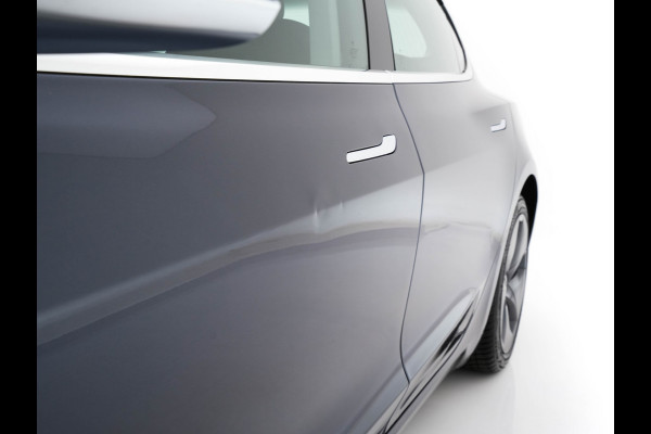 Tesla Model 3 Standard RWD Plus 60 kWh [ 3-Fase ] {SOH-88%} (INCL-BTW) Aut. *PANO | AUTO-PILOT | LEATHER | KEYLESS | FULL-LED | MEMORY-PACK | SURROUND-VIEW | DAB | CARPLAY | DIGI-COCKPIT | LANE-ASSIST | COMFORT-SEATS | 18"ALU*