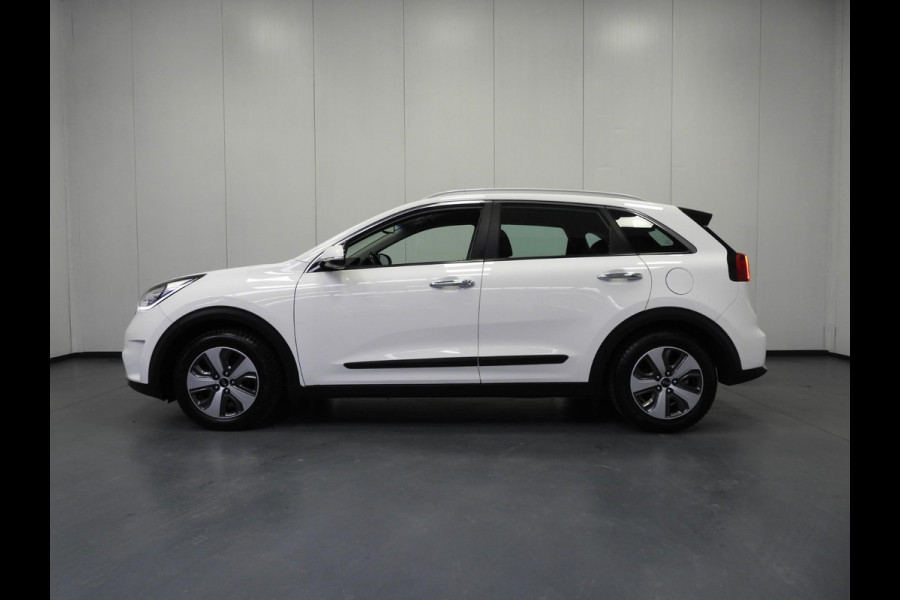 Kia Niro 1.6 GDi Hybrid DynamicLine NAVI/CAMERA/TREKHAAK/16"LMV!