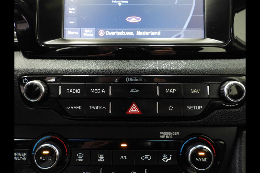 Kia Niro 1.6 GDi Hybrid DynamicLine NAVI/CAMERA/TREKHAAK/16"LMV!