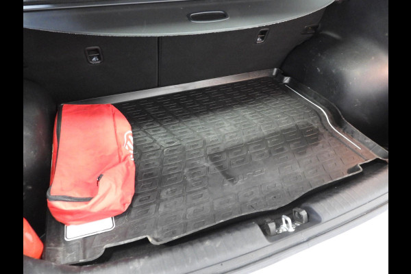 Kia Niro 1.6 GDi Hybrid DynamicLine NAVI/CAMERA/TREKHAAK/16"LMV!