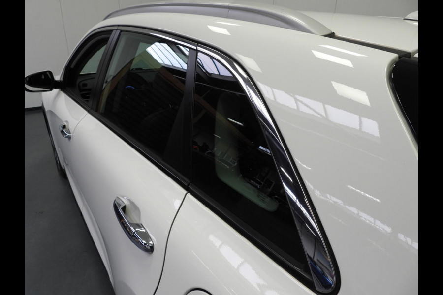 Kia Niro 1.6 GDi Hybrid DynamicLine NAVI/CAMERA/TREKHAAK/16"LMV!