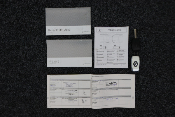 Renault Mégane 1.3 TCe Zen Climate, Cruise, Apple Carplay, Navigatie, Elektrische Pakket, PDC, 16''