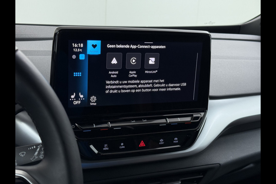 Volkswagen ID.4 204pk First 77kWh SOH 90% Leer/Alcantara Adap.Cruise Navi Ecc Camera Apple Carplay Android Pdc Lmv 20" Stoelverwarming Led Bordherkenning Voor-Klimatisering App-Connect  E-sound Front-Assist Origineel Nederlandse Auto Zeer Compleet 1e eigenaar