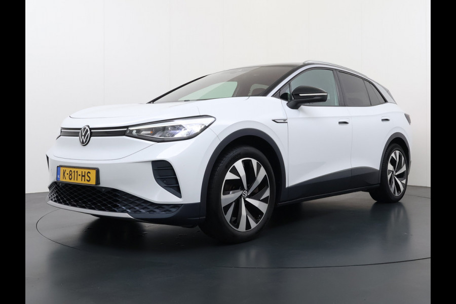 Volkswagen ID.4 204pk First 77kWh SOH 90% Leer/Alcantara Adap.Cruise Navi Ecc Camera Apple Carplay Android Pdc Lmv 20" Stoelverwarming Led Bordherkenning Voor-Klimatisering App-Connect  E-sound Front-Assist Origineel Nederlandse Auto Zeer Compleet 1e eigenaar
