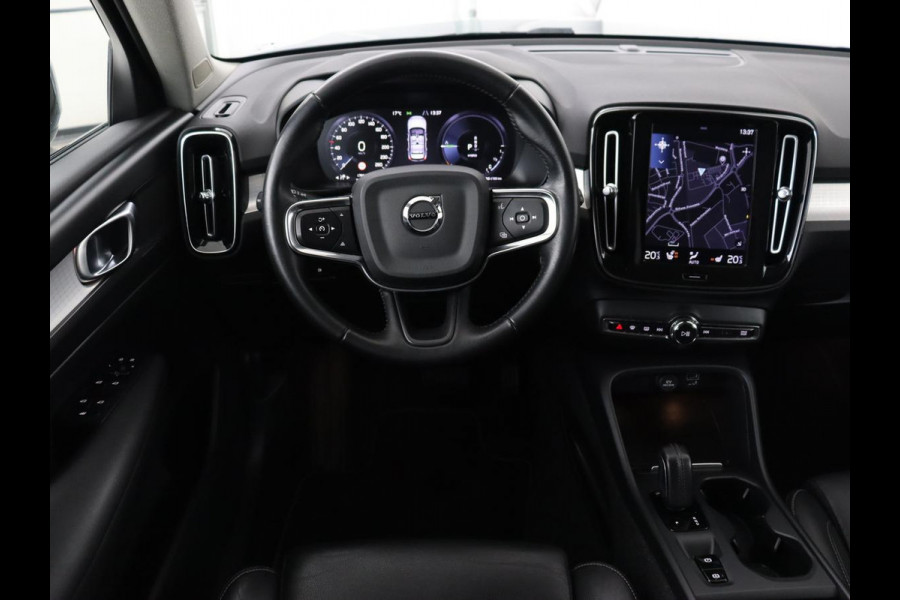 Volvo XC40 1.5 T4 Recharge R Design Expression | Trekhaak | Leder | Stoel & stuurverwarming | Camera | Carplay | Adaptive cruise | Full LED | Navigatie | PHEV | Plug In