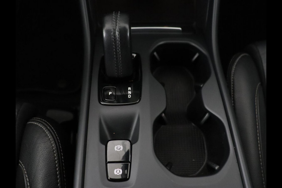 Volvo XC40 1.5 T4 Recharge R Design Expression | Trekhaak | Leder | Stoel & stuurverwarming | Camera | Carplay | Adaptive cruise | Full LED | Navigatie | PHEV | Plug In