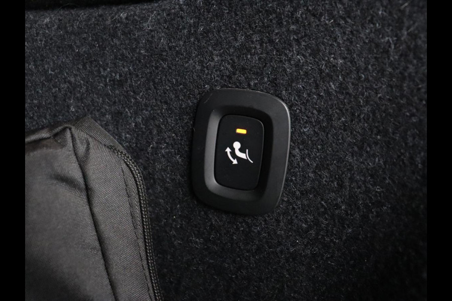 Volvo XC40 1.5 T4 Recharge R Design Expression | Trekhaak | Leder | Stoel & stuurverwarming | Camera | Carplay | Adaptive cruise | Full LED | Navigatie | PHEV | Plug In