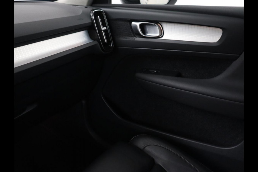Volvo XC40 1.5 T4 Recharge R Design Expression | Trekhaak | Leder | Stoel & stuurverwarming | Camera | Carplay | Adaptive cruise | Full LED | Navigatie | PHEV | Plug In