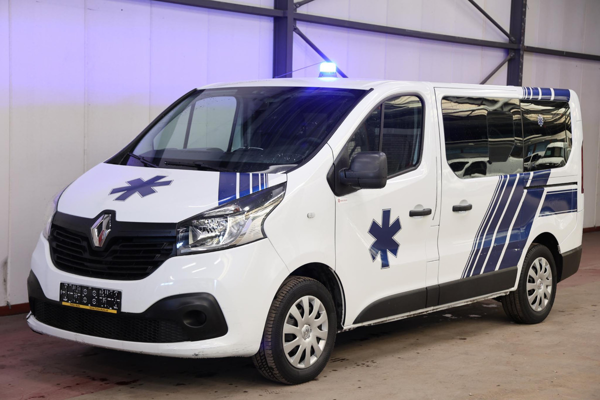 Renault Trafic AMBULANCE VSAV Rettungswagen Krankenwagen