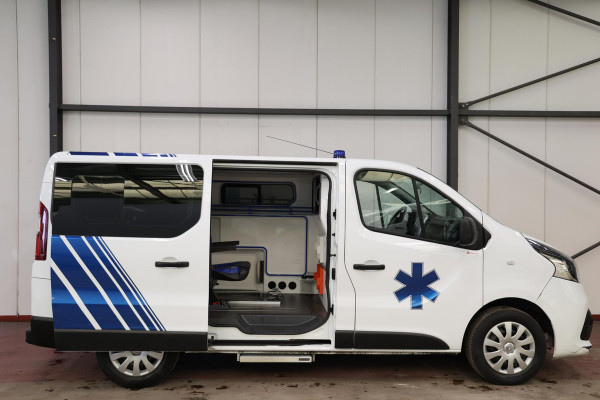 Renault Trafic AMBULANCE VSAV Rettungswagen Krankenwagen