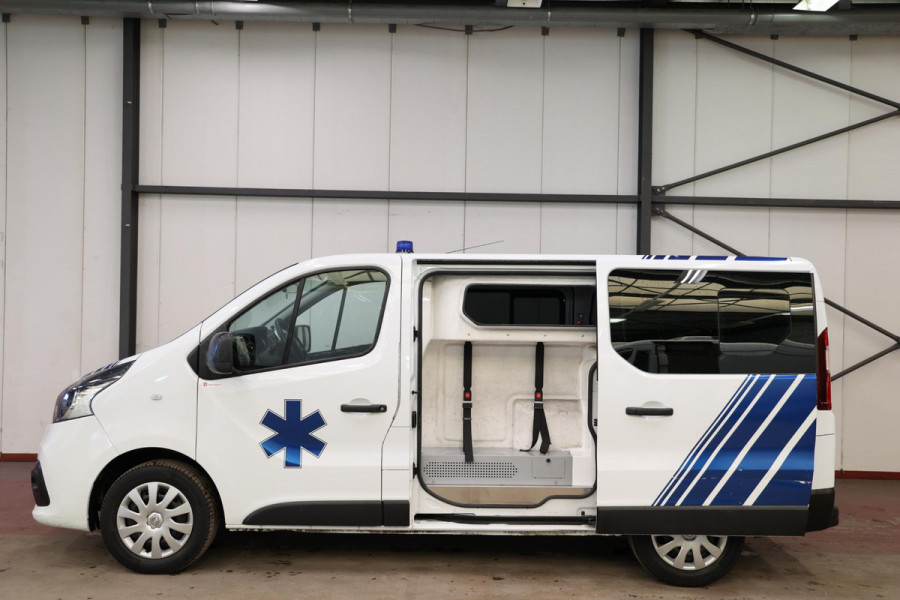 Renault Trafic AMBULANCE VSAV Rettungswagen Krankenwagen