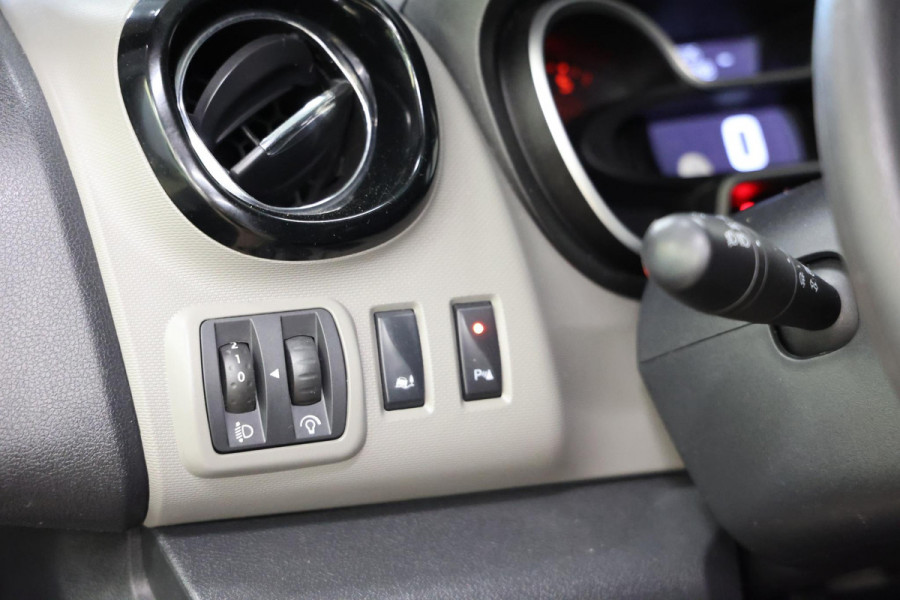 Renault Trafic AMBULANCE VSAV Rettungswagen Krankenwagen