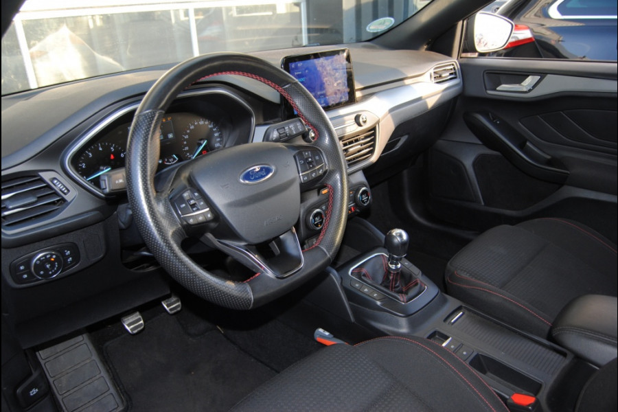 Ford FOCUS Wagon 1.0 EBH ST Line Hybrid | Apple Carplay | Winterpakket | Cruise
