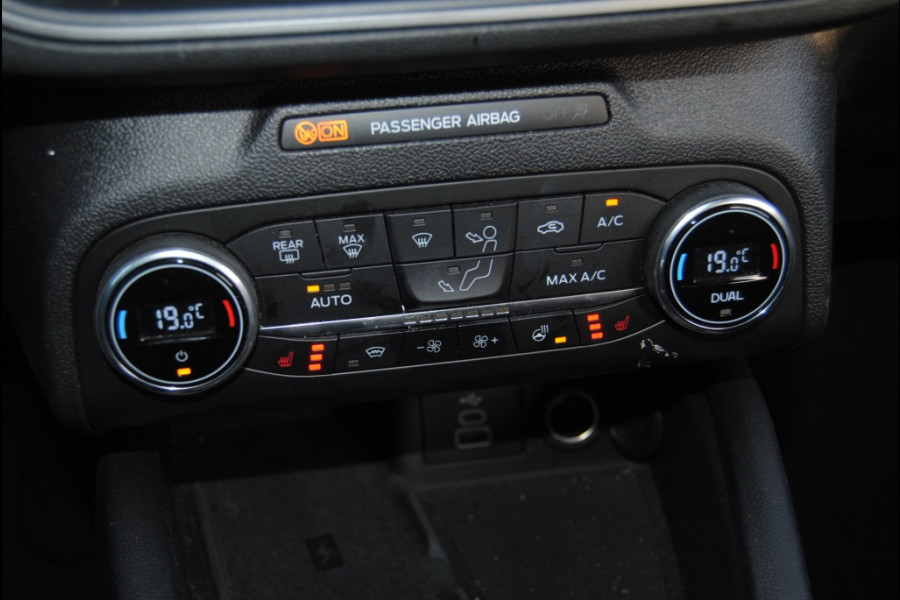 Ford FOCUS Wagon 1.0 EBH ST Line Hybrid | Apple Carplay | Winterpakket | Cruise