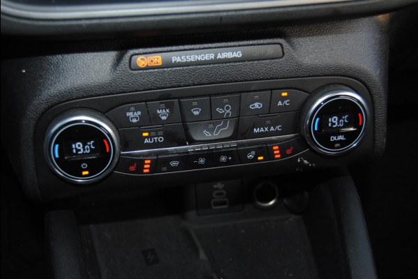 Ford FOCUS Wagon 1.0 EBH ST Line Hybrid | Apple Carplay | Winterpakket | Cruise