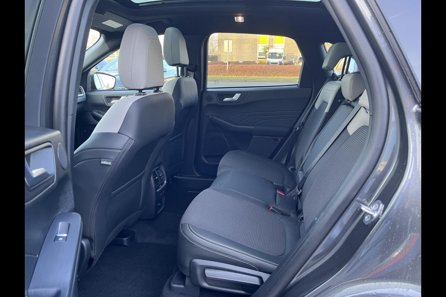 Ford Kuga 2.5 PHEV Sound Edition 243pk | Ford Voorraad | Panorama Dak | 20 inch Lichtmetaal | Winterpack | Matrix LED | Driver Assistance Pack