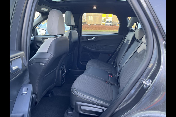 Ford Kuga 2.5 PHEV Sound Edition 243pk | Ford Voorraad | Panorama Dak | 20 inch Lichtmetaal | Winterpack | Matrix LED | Driver Assistance Pack