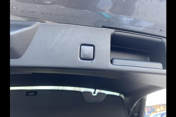 Ford Kuga 2.5 PHEV Sound Edition 243pk | Ford Voorraad | Panorama Dak | 20 inch Lichtmetaal | Winterpack | Matrix LED | Driver Assistance Pack