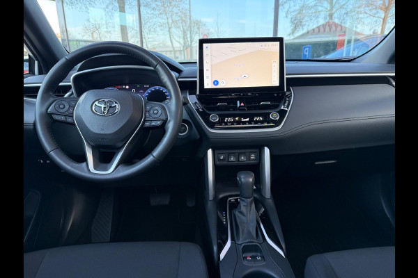 Toyota Corolla Cross Hybrid 140 Style Automaat - Panoramadak - Navi - Camera - Climate