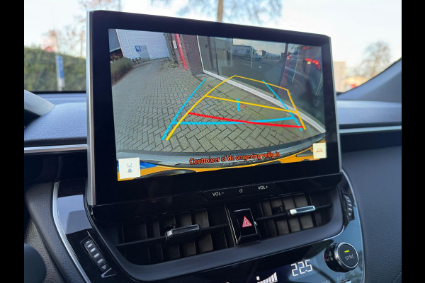 Toyota Corolla Cross Hybrid 140 Style Automaat - Panoramadak - Navi - Camera - Climate