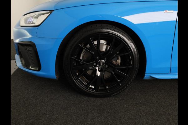 Audi A4 Avant 40 TFSI Launch edition Sport 190 pk S-tronic | Navigatie | Panoramadak | Parkeersensoren | Stoelverwarming | S-Line |