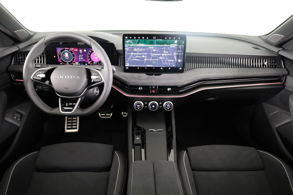 Škoda Superb combi Sportline Business PHEV 1.5 TSI 204 pk 6 versn. DSG | Travel assist plus | Panoramadak | Canton | 19 inch lichtmetalen velgen