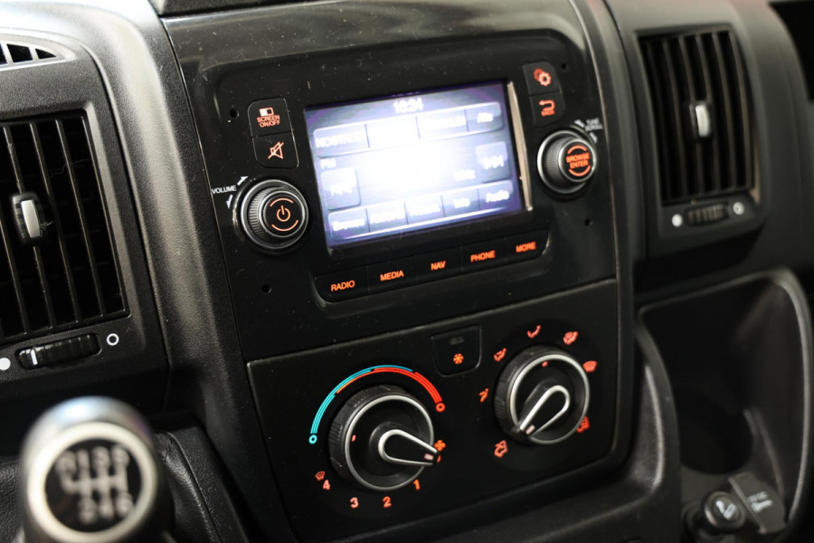 Peugeot Boxer 2.2 BlueHDi 140PK L4H3