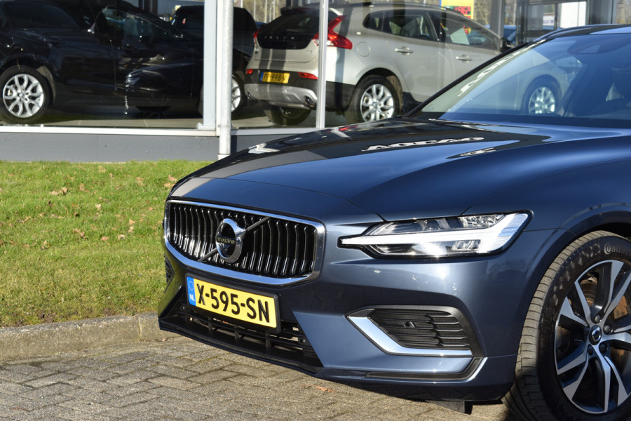 Volvo V60 T8 AWD 390PK Automaat Plug-in Hybrid Inscription | Trekhaak | Panodak | 360 Camera | BLIS | Stoelverwarming |