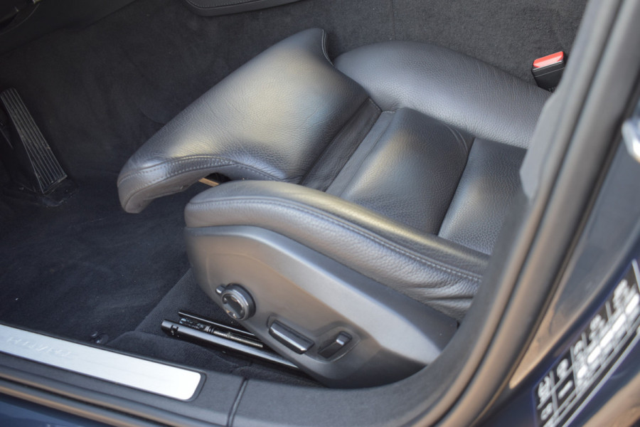 Volvo V60 T8 AWD 390PK Automaat Plug-in Hybrid Inscription | Trekhaak | Panodak | 360 Camera | BLIS | Stoelverwarming |