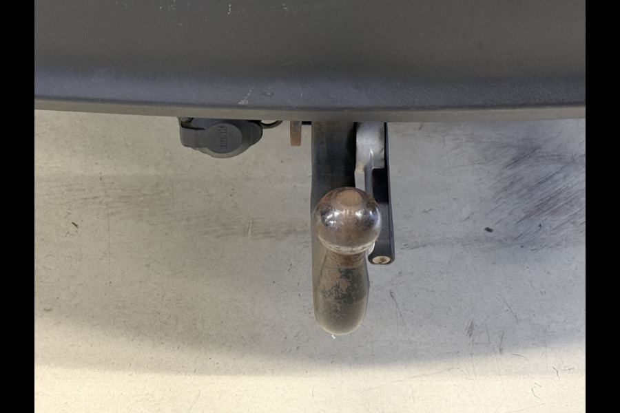 Toyota highlander 2.5 AWD Hybrid Style | Camera | Leder | Stoelverwarming