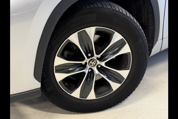 Toyota highlander 2.5 AWD Hybrid Style | Camera | Leder | Stoelverwarming