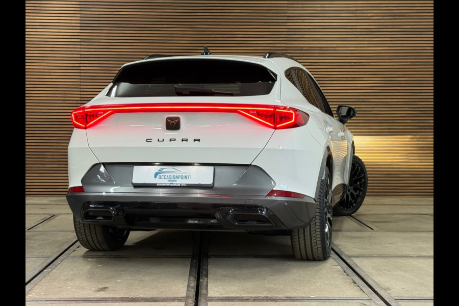 CUPRA Formentor 1.4 TSI e-Hybrid Essential | Half leder | 19' inch | Sfeerverlichting | Carplay | Navigatie | LED | Winterpakket