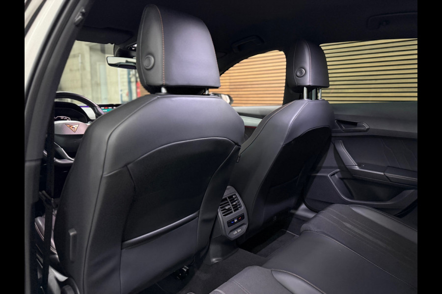 CUPRA Formentor 1.4 TSI e-Hybrid Essential | Half leder | 19' inch | Sfeerverlichting | Carplay | Navigatie | LED | Winterpakket