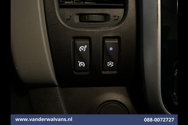 Renault Trafic 1.6 dCi 126pk L1H1 Euro6 Airco | Imperiaal | Navigatie | Trekhaak | Cruisecontrol | Parkeersensoren Bijrijdersbank