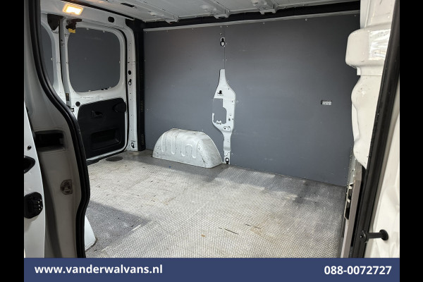 Renault Trafic 1.6 dCi 126pk L1H1 Euro6 Airco | Imperiaal | Navigatie | Trekhaak | Cruisecontrol | Parkeersensoren Bijrijdersbank