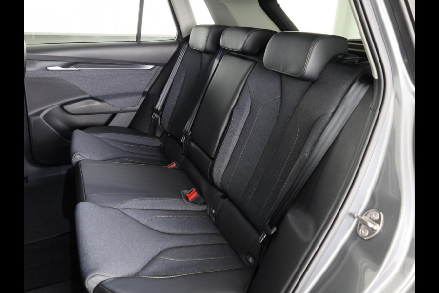 Škoda Elroq 60 Business Edition - Tour 204pk | Trekhaak | 20 inch | Stoelverwarming | Adaptive Cruise Control | Blind Spot