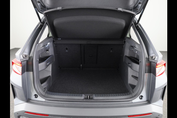 Škoda Elroq 60 Business Edition - Tour 204pk | Trekhaak | 20 inch | Stoelverwarming | Adaptive Cruise Control | Blind Spot