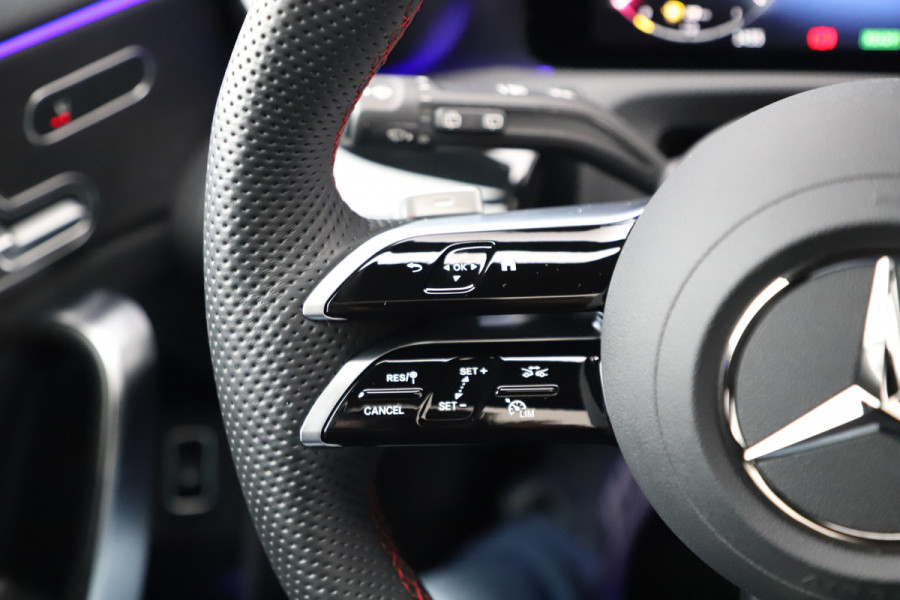Mercedes-Benz A-Klasse 250e AMG | 218PK | Pano | Keyless-go | Burmester | Memory | Sfeerverlichting | Multibeam | Widescreen | Acc | Stuurwielverw. | 2