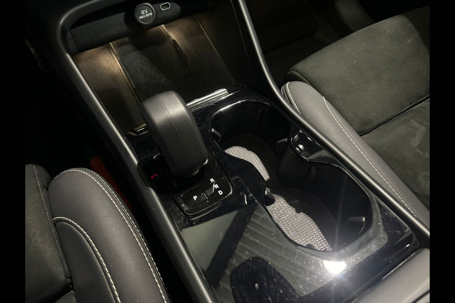 Volvo XC40 Aut. Recharge Twin Ultimate ACC Leder 360camera 408pk