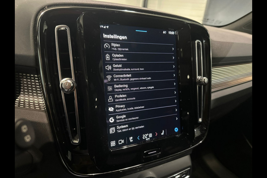 Volvo XC40 Aut. Recharge Twin Ultimate ACC Leder 360camera 408pk
