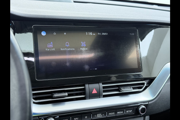Kia e-Niro DynamicPlusLine 64kWh Elek.Glazen schuif-/kanteldak Trekhaak Adaptive-Cruise Camera Apple Carplay Android Auto Navi Ecc Stoel-Stuurverwarming Pdc Lane Assist VESS DAB Led Isofix Keyless 1e Eigenaar Origineel Nederlandse Auto Dealeronderhouden