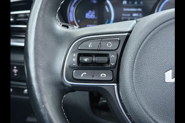 Kia e-Niro DynamicPlusLine 64kWh Elek.Glazen schuif-/kanteldak Trekhaak Adaptive-Cruise Camera Apple Carplay Android Auto Navi Ecc Stoel-Stuurverwarming Pdc Lane Assist VESS DAB Led Isofix Keyless 1e Eigenaar Origineel Nederlandse Auto Dealeronderhouden