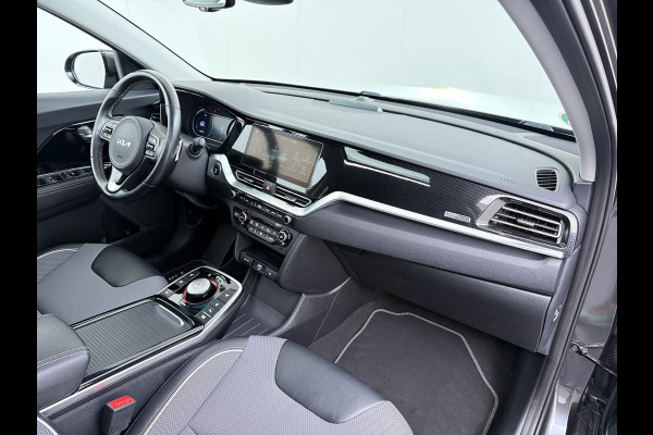 Kia e-Niro DynamicPlusLine 64kWh Elek.Glazen schuif-/kanteldak Trekhaak Adaptive-Cruise Camera Apple Carplay Android Auto Navi Ecc Stoel-Stuurverwarming Pdc Lane Assist VESS DAB Led Isofix Keyless 1e Eigenaar Origineel Nederlandse Auto Dealeronderhouden