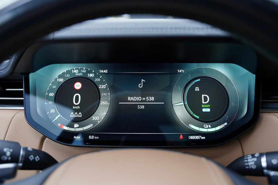 Land Rover Range Rover P 440 E SE / Nieuwe Service / Trekhaak / Stoelventilatie